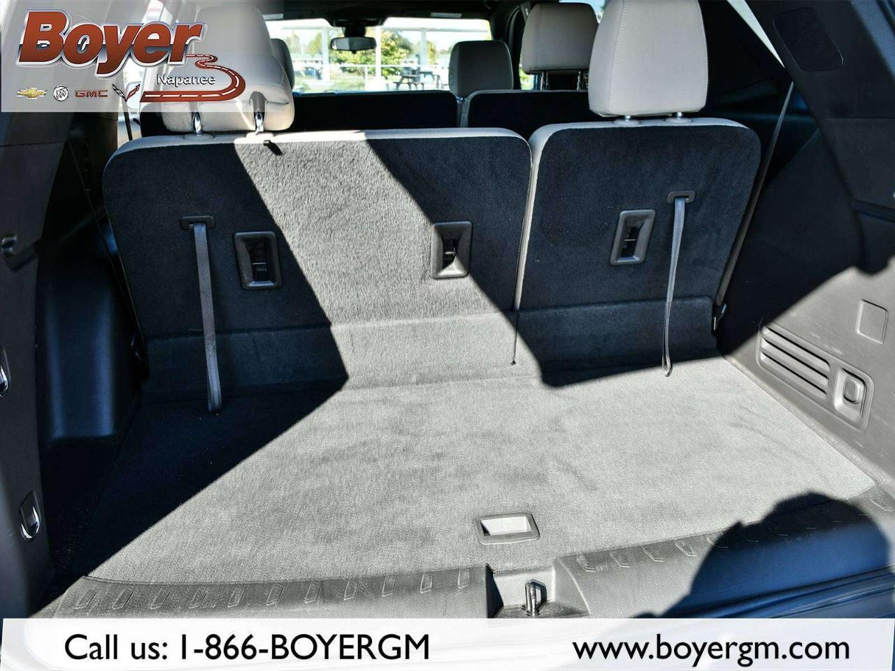 2022 Chevrolet Traverse AWD 4dr LS w/1LS Photo