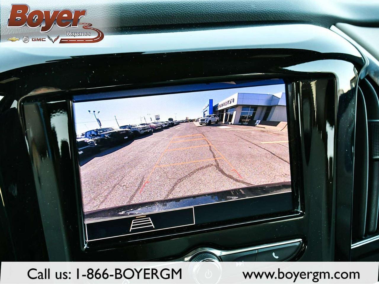 2022 Chevrolet Traverse AWD 4dr LS w/1LS Photo