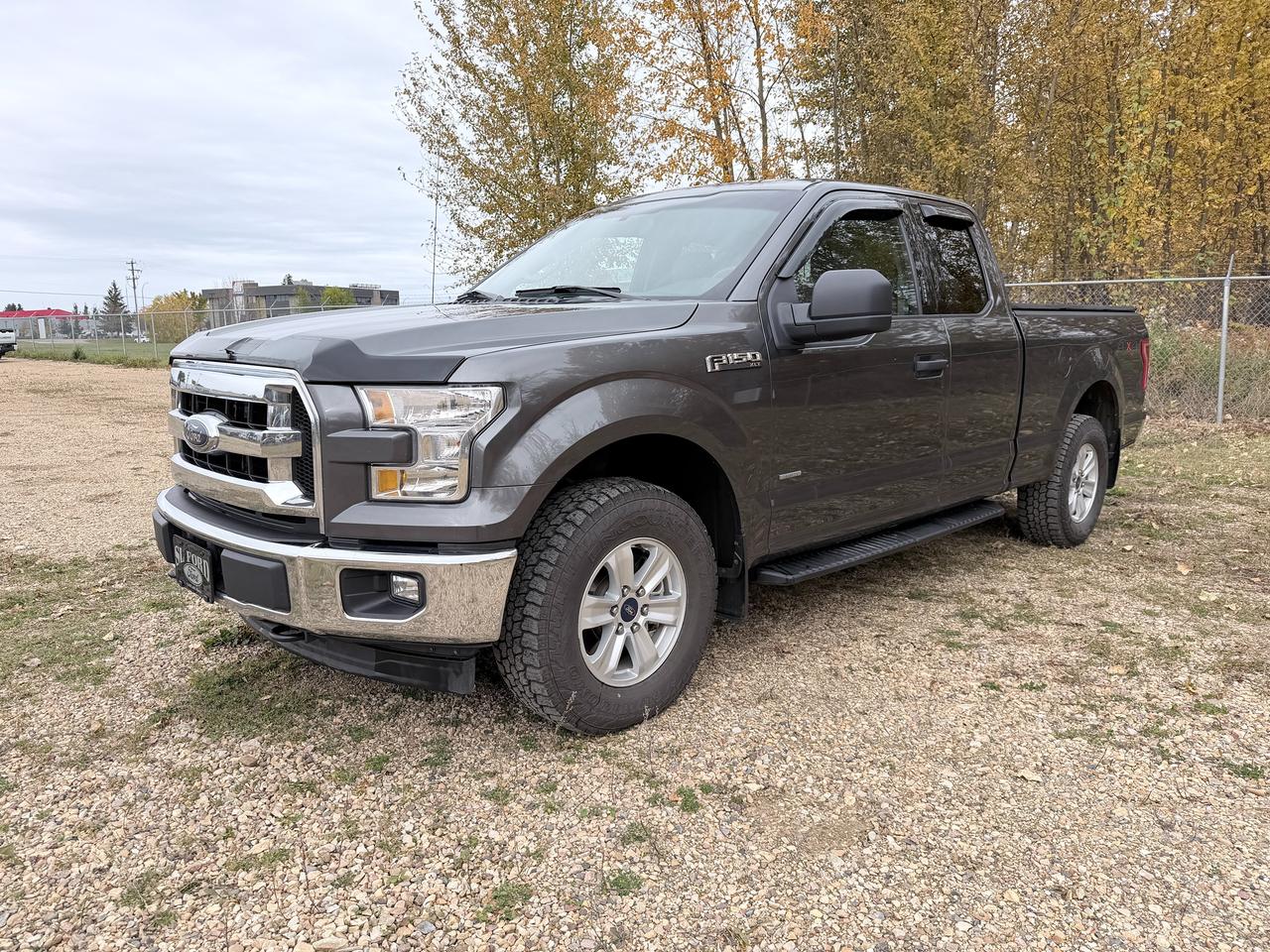 2017 Ford F-150 XLT Photo0