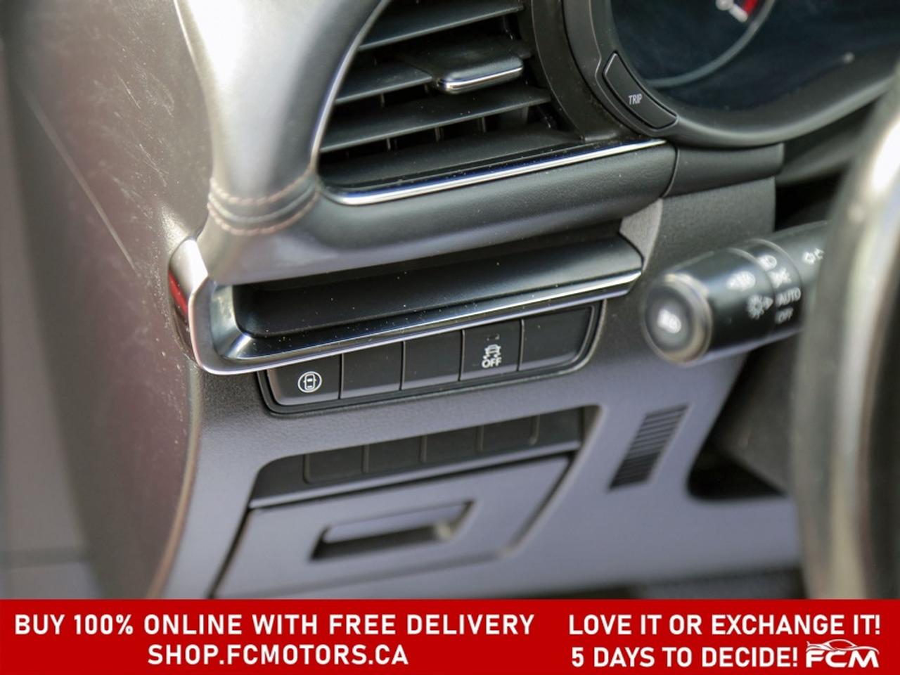 2020 Mazda MAZDA3 Hatchback SKYACTIV AWD | FULLY CERTIFIED WITH WARRANTY Photo
