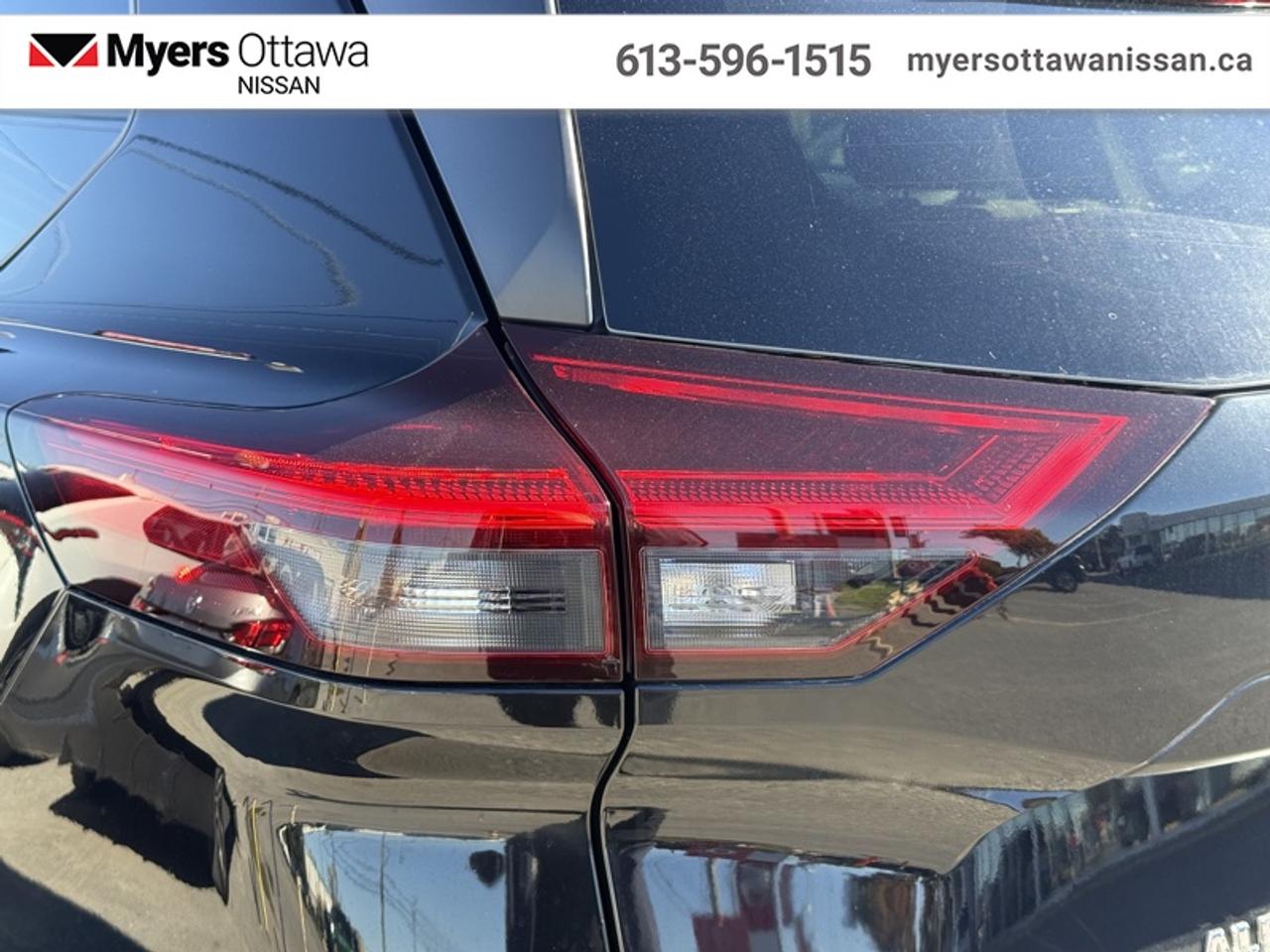2023 Nissan Rogue SV  - Low Mileage Photo