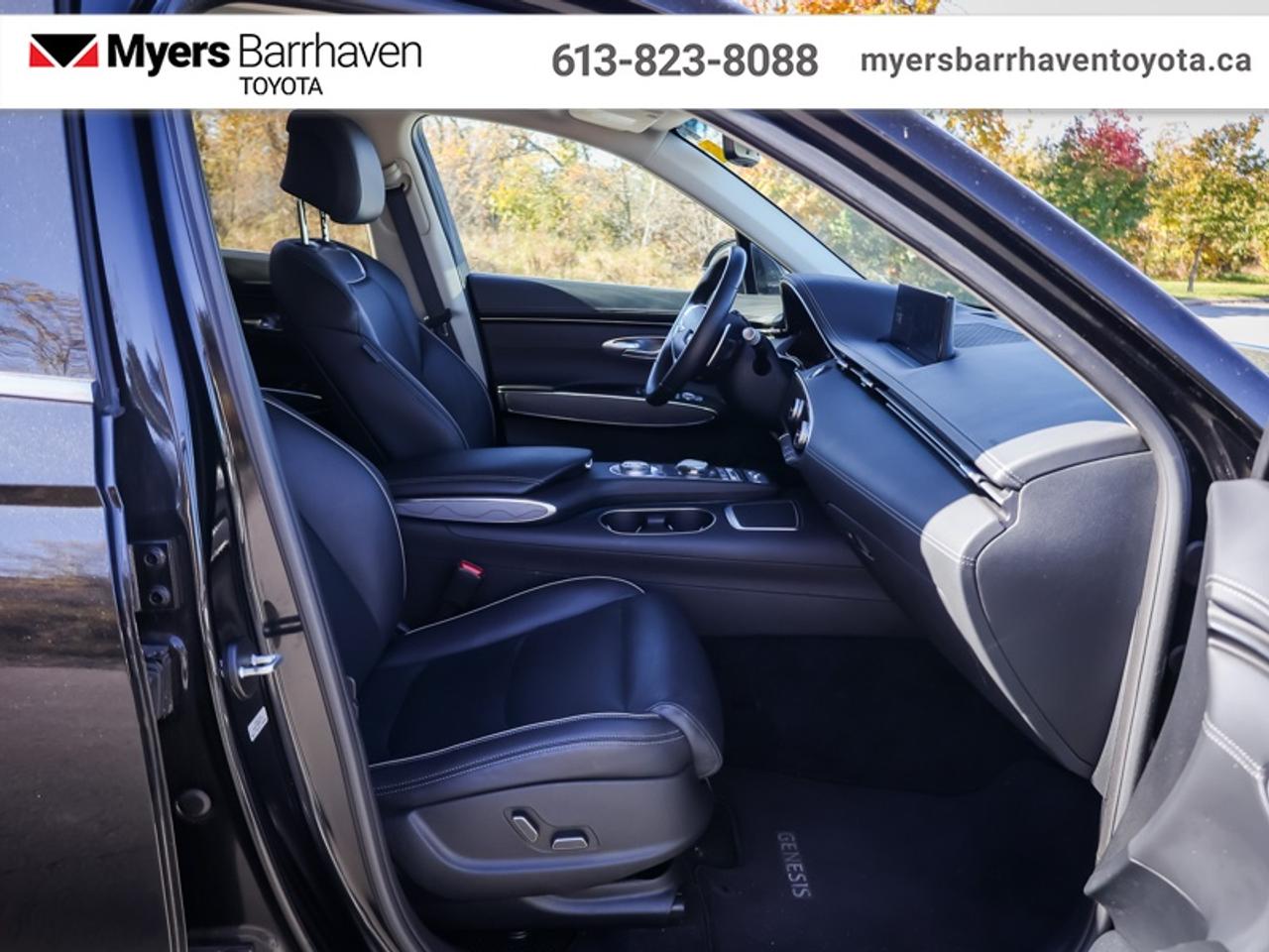 2025 Genesis GV70 2.5T Advanced  - Sunroof -  Navigation - $327 B/W Photo