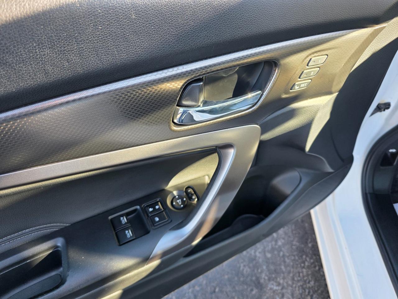 2017 Honda Accord Touring Photo