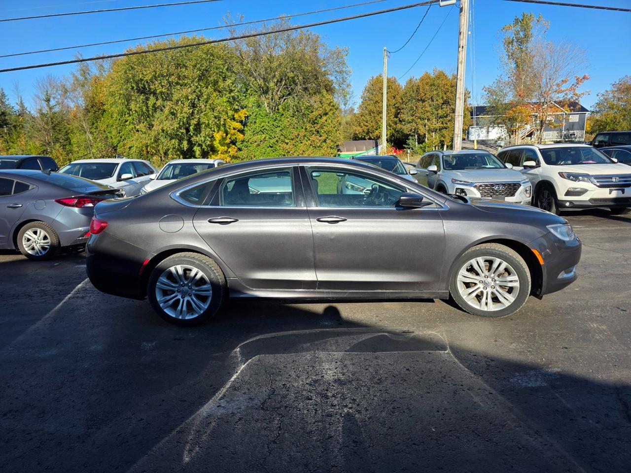 2015 Chrysler 200 Limited Photo