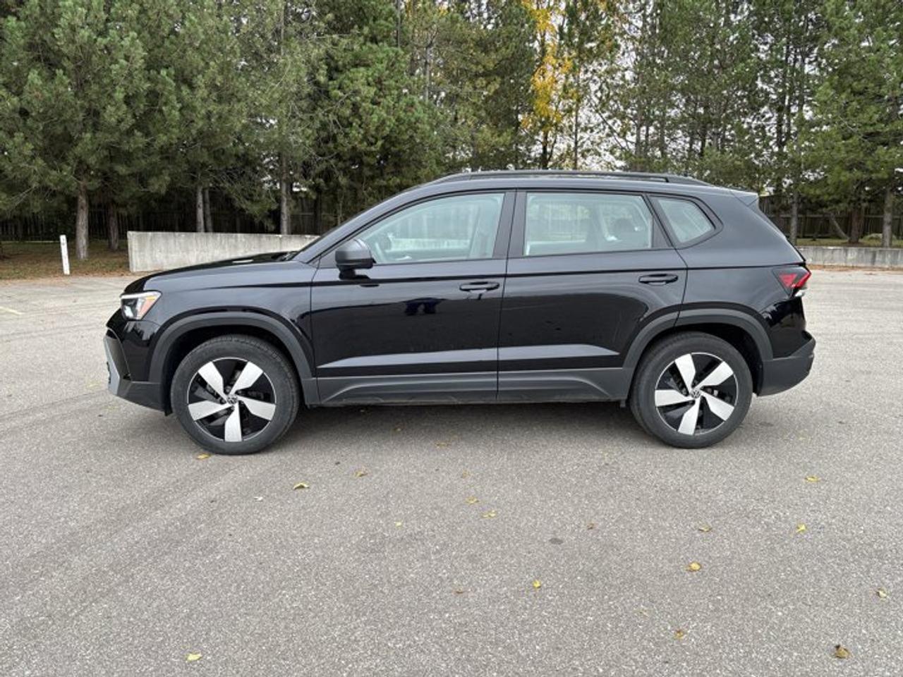 2026 Volkswagen Taos Trendline 4WD | No Accidents | Heated Steering Photo