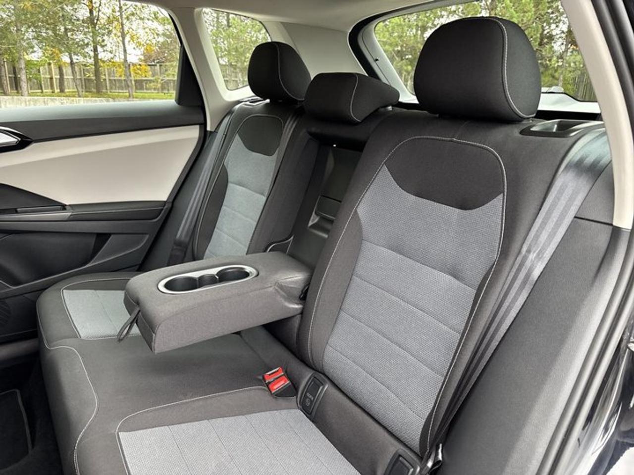 2026 Volkswagen Taos Trendline 4WD | No Accidents | Heated Steering Photo