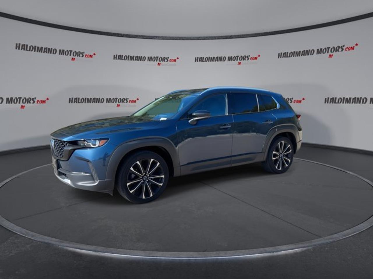 2025 Mazda CX-50 GT AWD | No Accidents | Leather Seats | Heated Steering Photo
