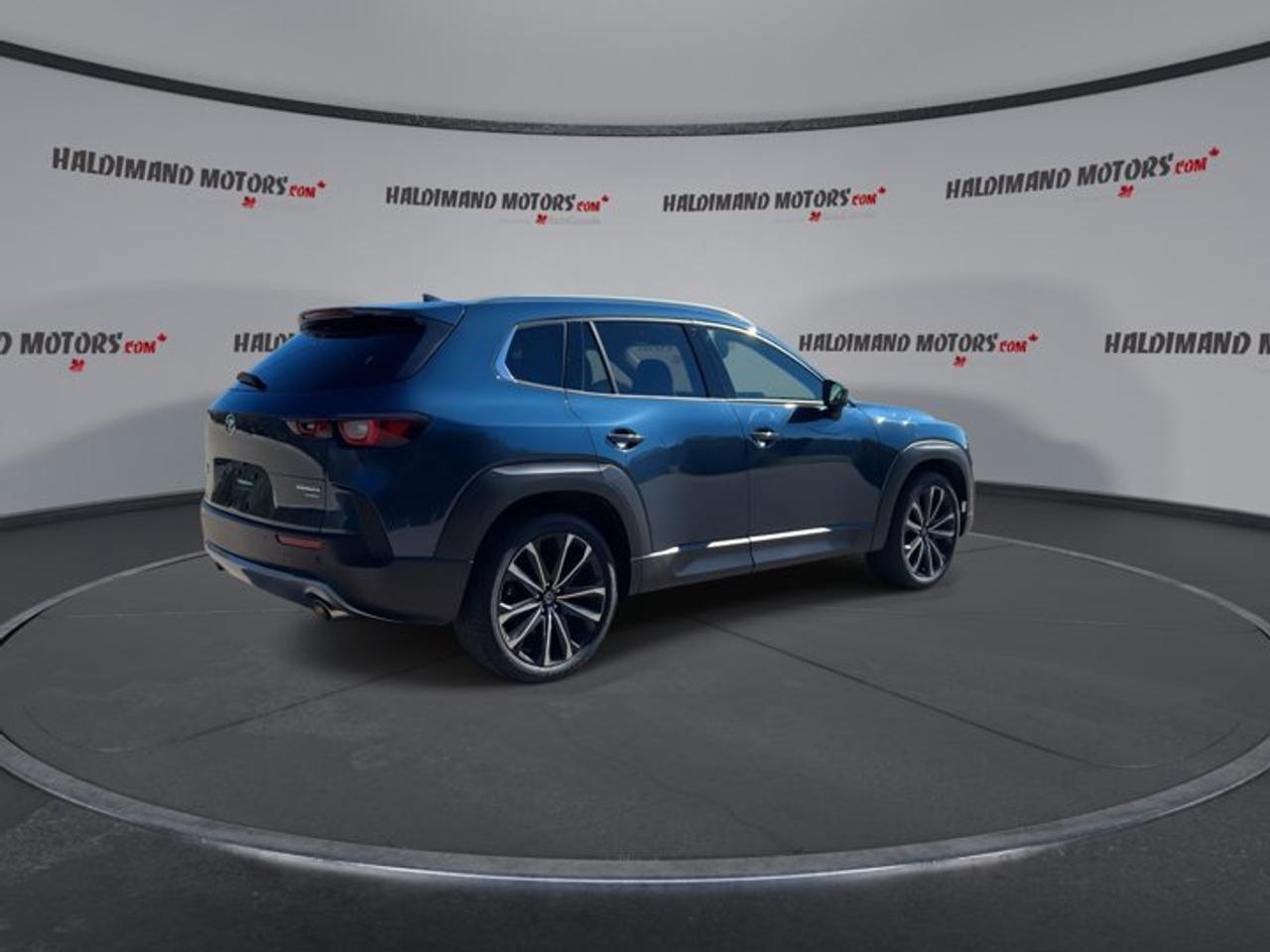 2025 Mazda CX-50 GT AWD | No Accidents | Leather Seats | Heated Steering Photo