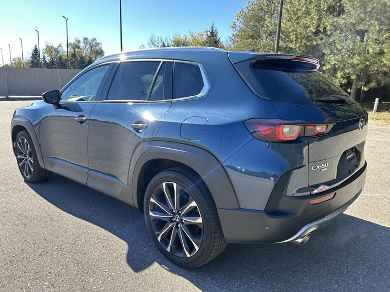 2025 Mazda CX-50 GT AWD | No Accidents | Leather Seats | Heated Steering Photo
