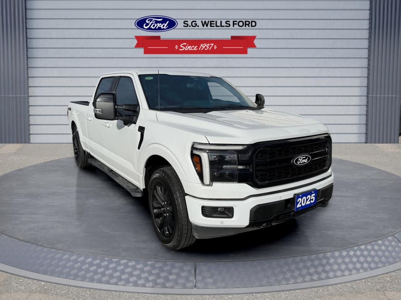 2025 Ford F-150 Lariat Photo