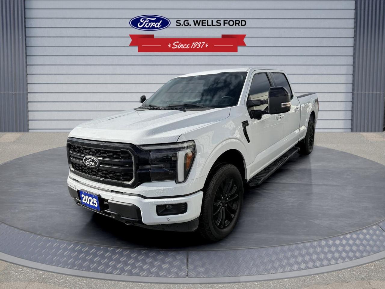 2025 Ford F-150 Lariat Photo0