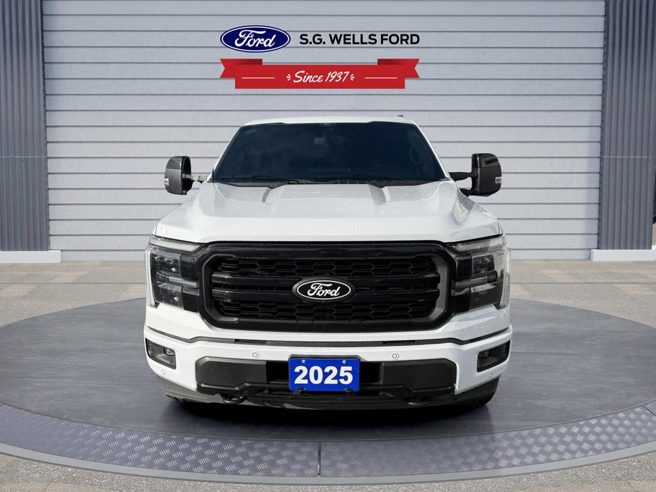 2025 Ford F-150 Lariat Photo5