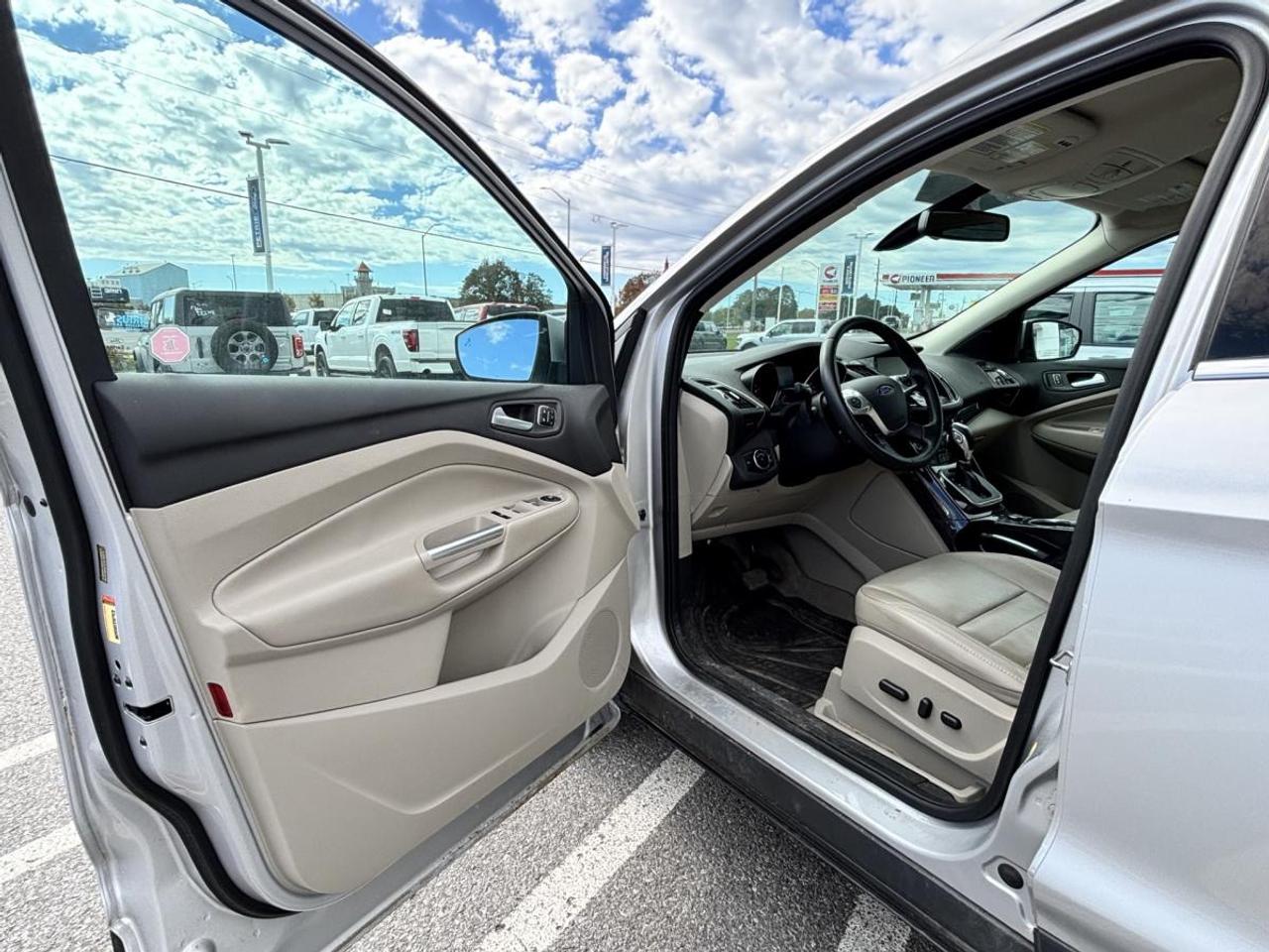 2014 Ford Escape Titanium Photo