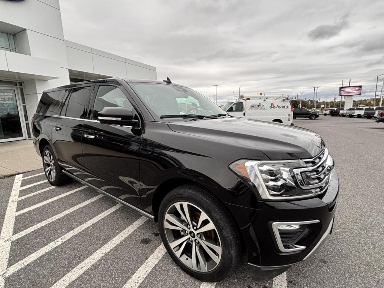 2021 Ford Expedition Limited MAX Photo