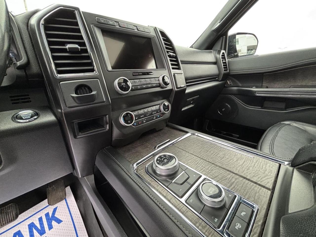 2021 Ford Expedition Limited MAX Photo