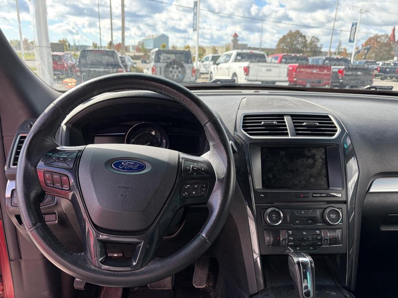 2016 Ford Explorer XLT Photo