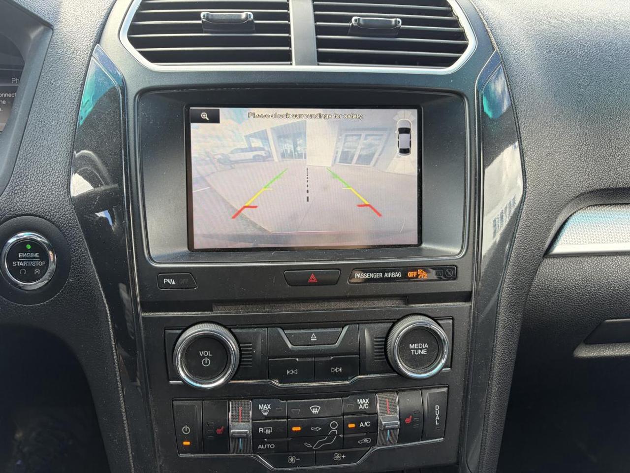 2016 Ford Explorer XLT Photo