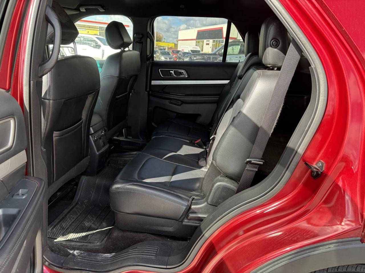 2016 Ford Explorer XLT Photo
