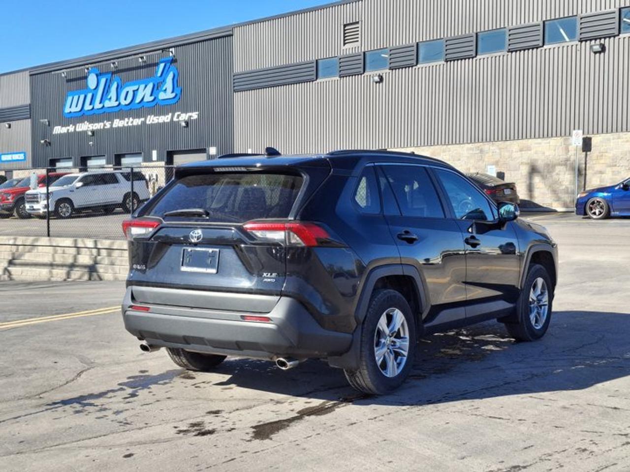 2024 Toyota RAV4 XLE AWD | Sunroof | Power Seat | Heated Wheel + Seats | Radar Cruise | Power Liftgate | and More ! Photo