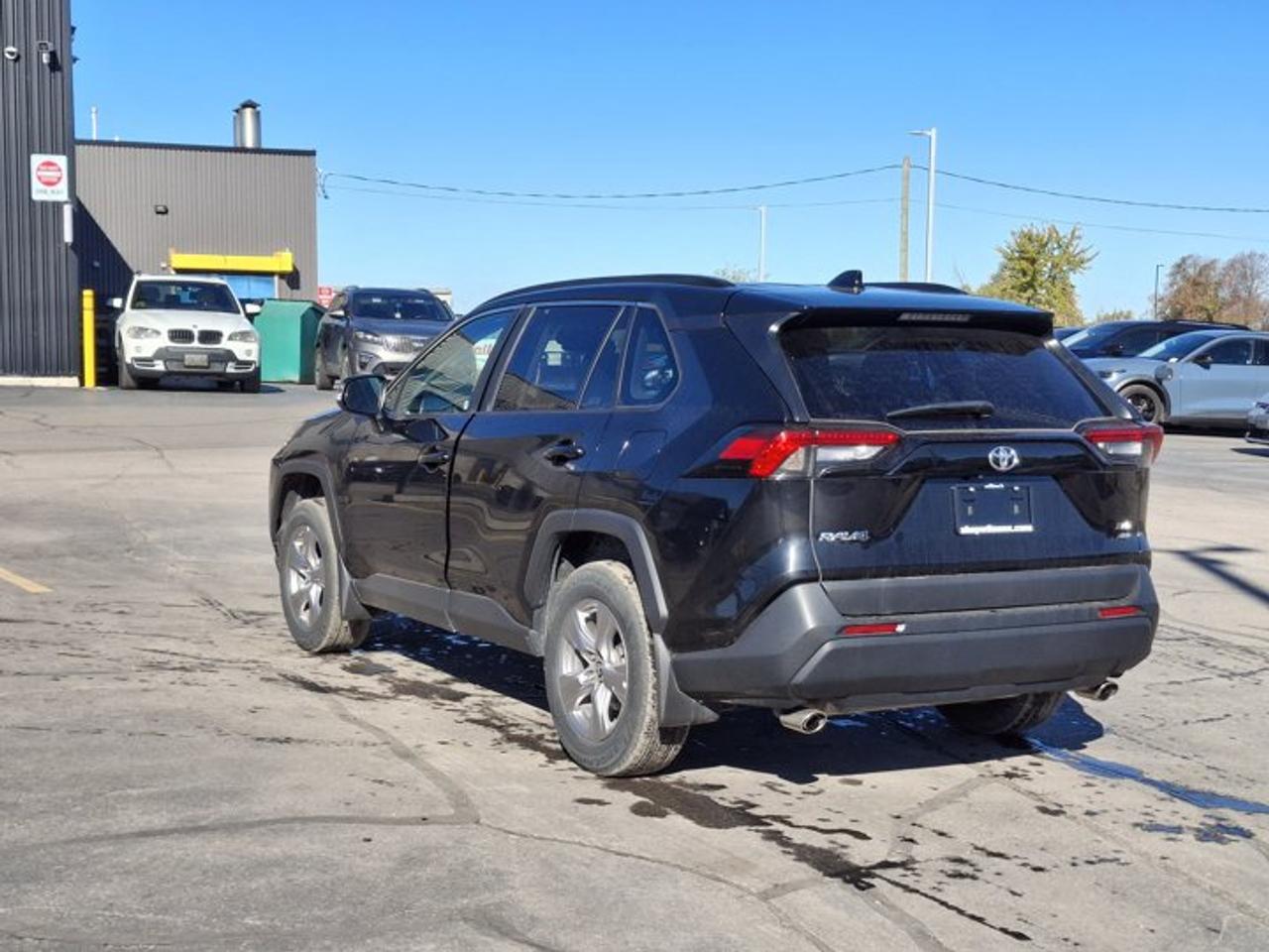2024 Toyota RAV4 XLE AWD | Sunroof | Power Seat | Heated Wheel + Seats | Radar Cruise | Power Liftgate | and More ! Photo