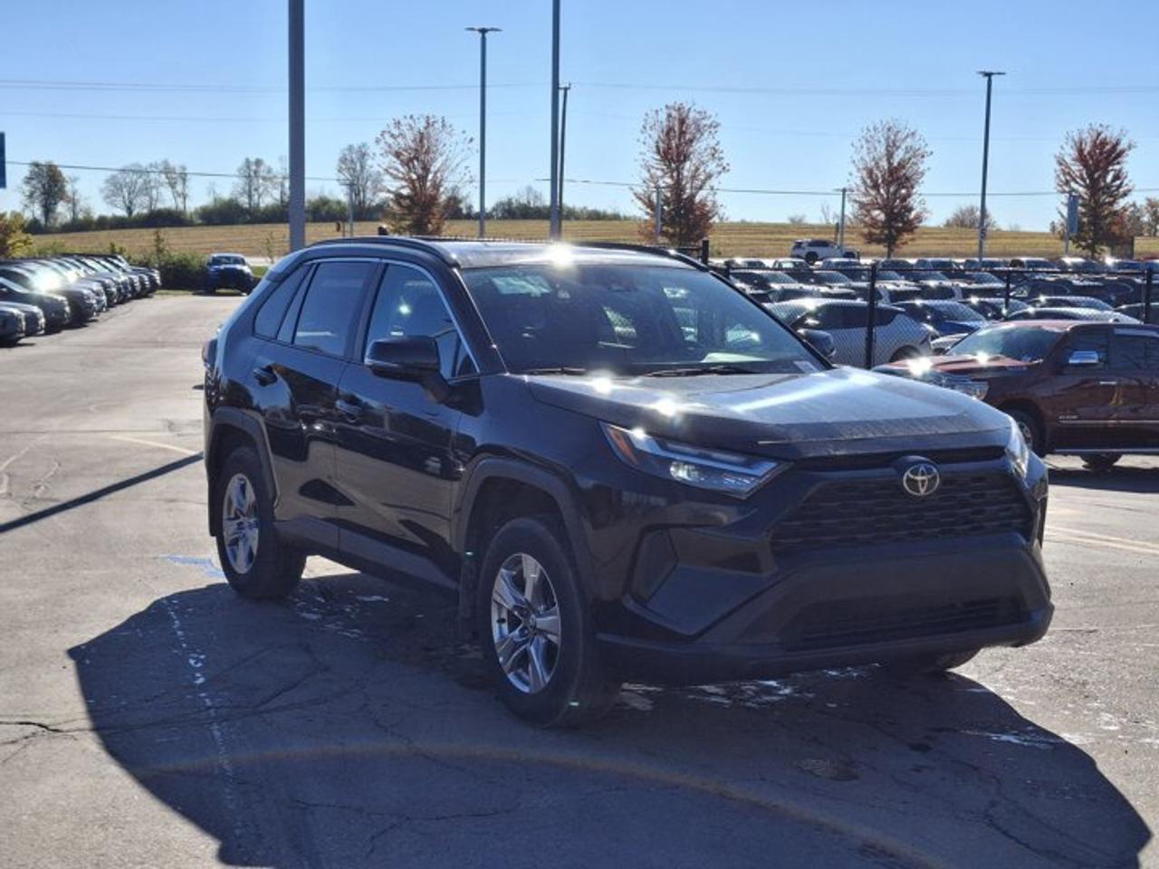 2024 Toyota RAV4 XLE AWD | Sunroof | Power Seat | Heated Wheel + Seats | Radar Cruise | Power Liftgate | and More ! Photo