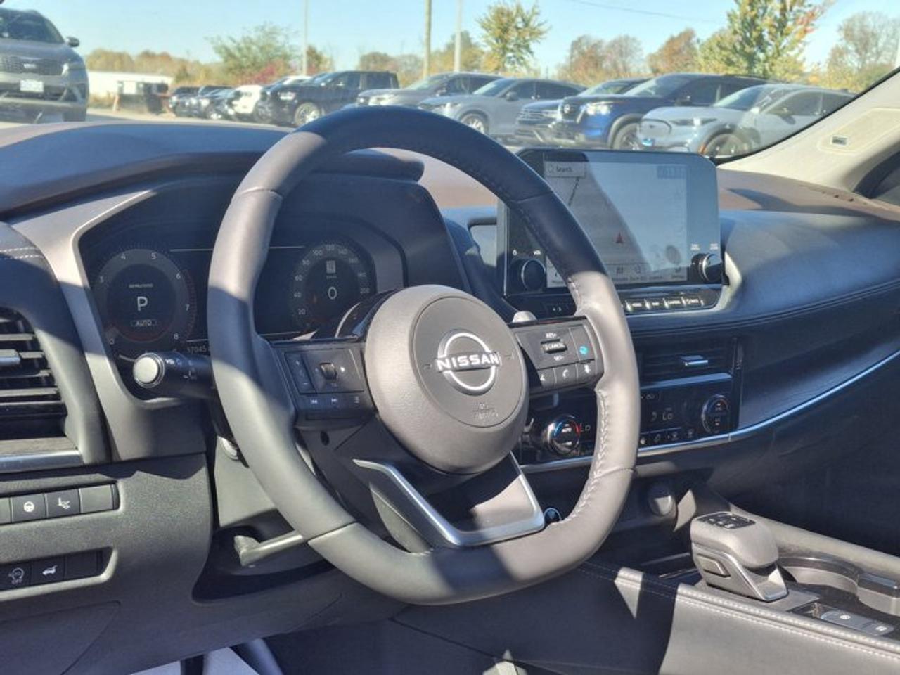 2023 Nissan Rogue Platinum AWD | Leather | Sunroof | Nav | HUD | 360 Camera | Bose | 19" Wheels | and More ! Photo