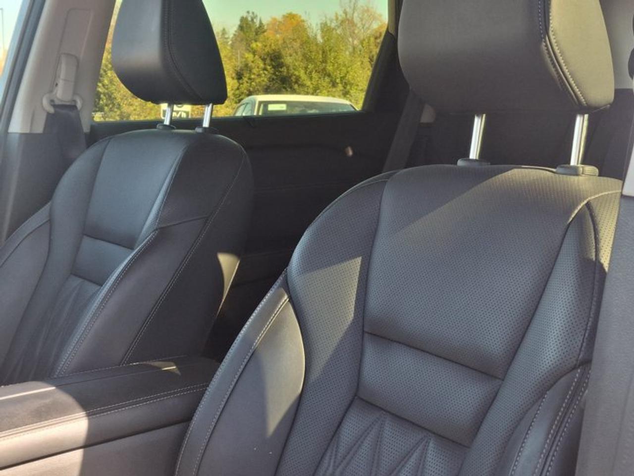 2023 Nissan Rogue Platinum AWD | Leather | Sunroof | Nav | HUD | 360 Camera | Bose | 19" Wheels | and More ! Photo
