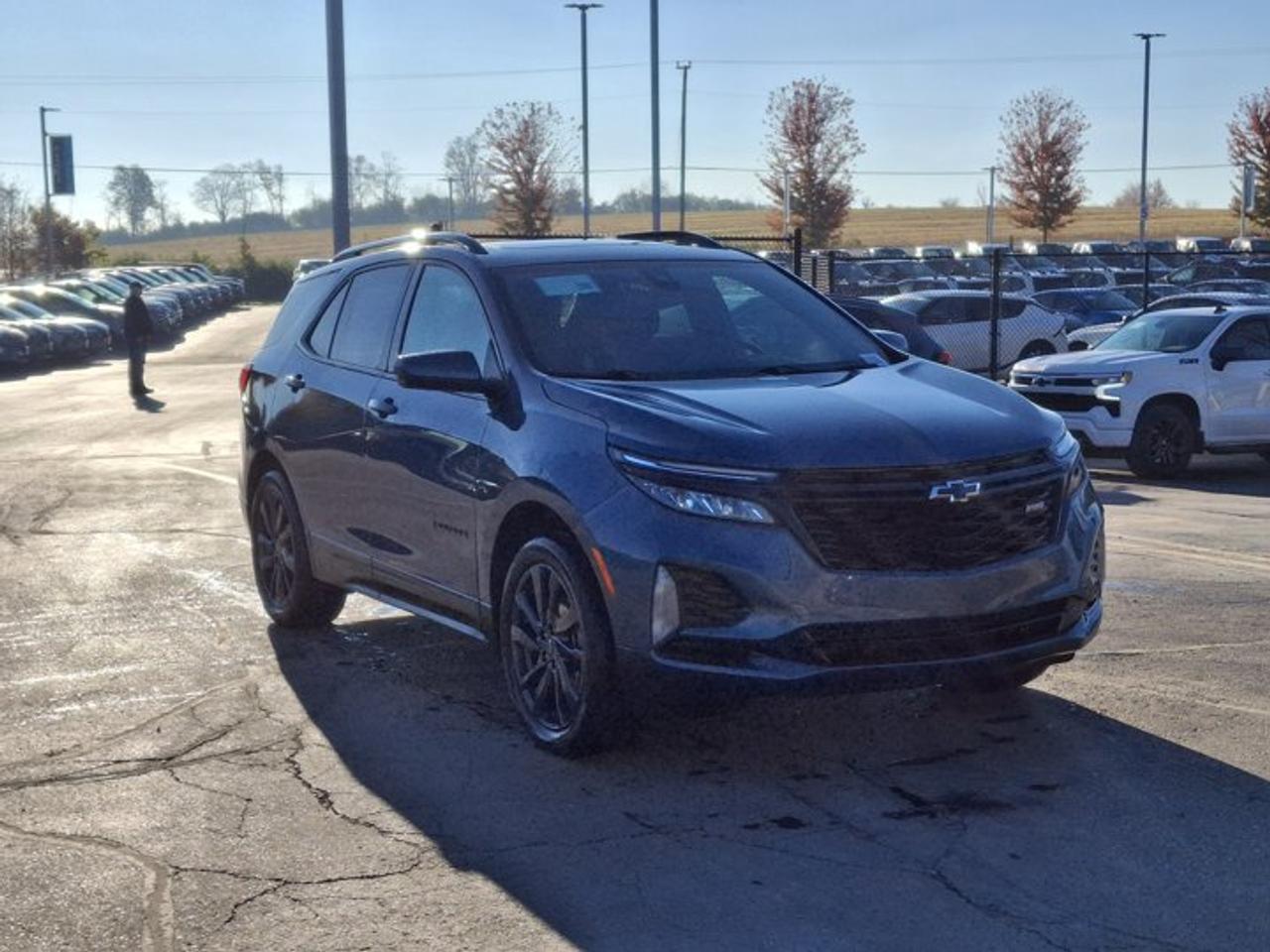 2024 Chevrolet Equinox RS AWD | Sunroof | BSM + RCTA | Power Liftgate | Power Seat | Remote Start | Heated Seats and More ! Photo