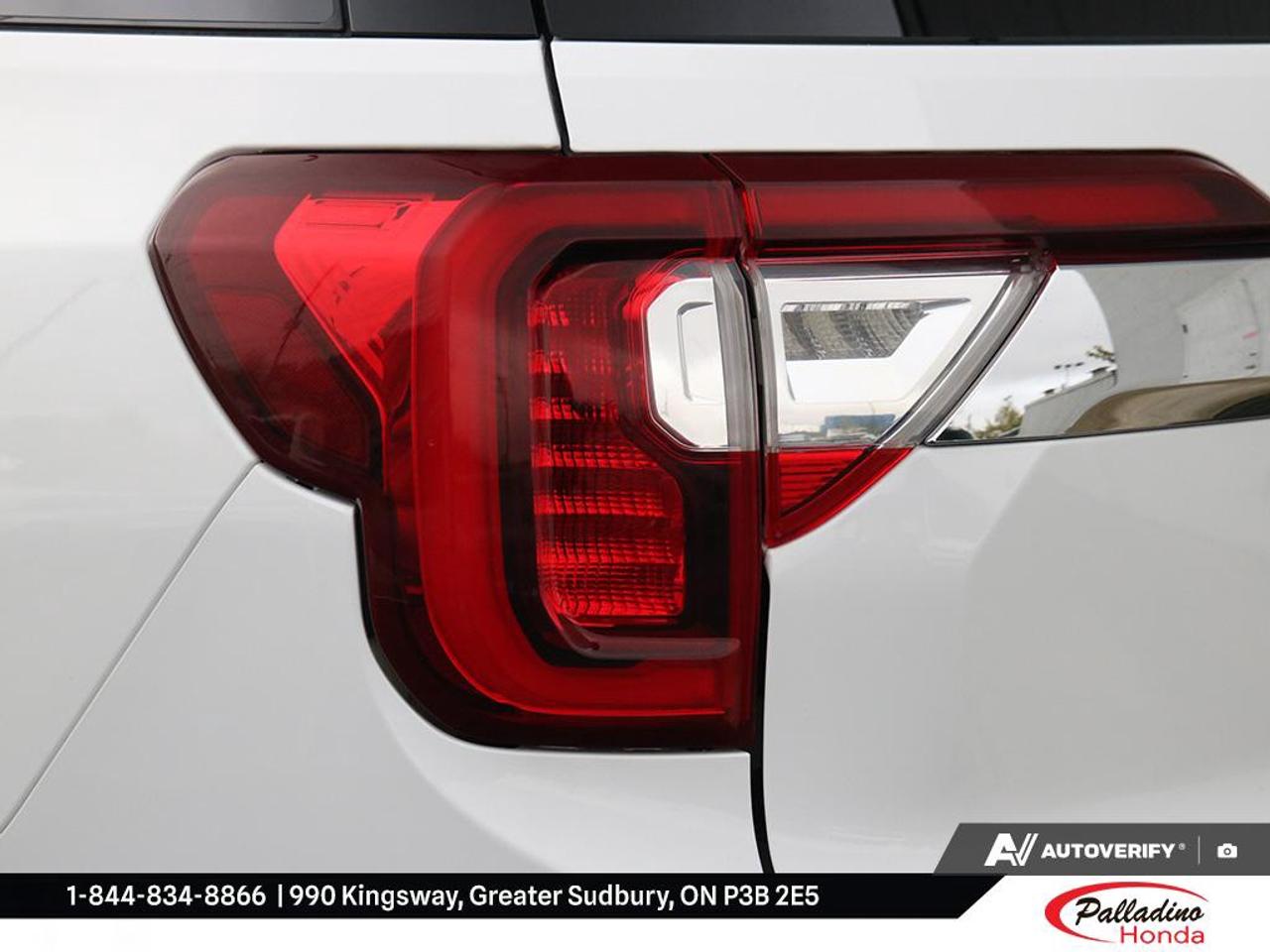 2021 GMC Acadia Denali Photo