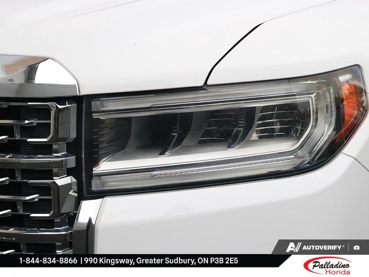 2021 GMC Acadia Denali Photo
