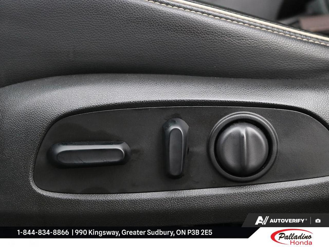 2021 GMC Acadia Denali Photo