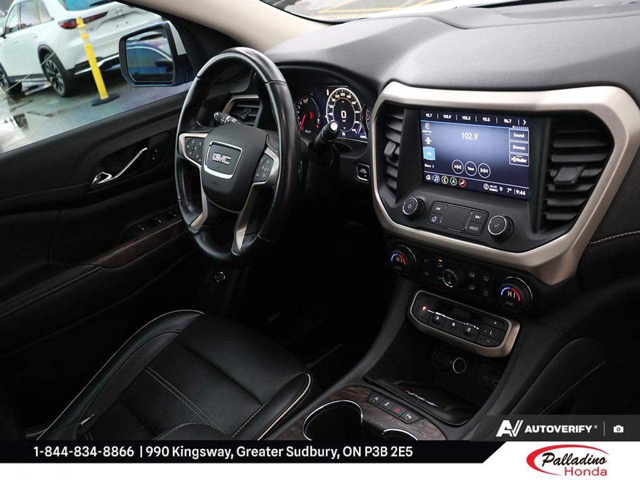 2021 GMC Acadia Denali Photo