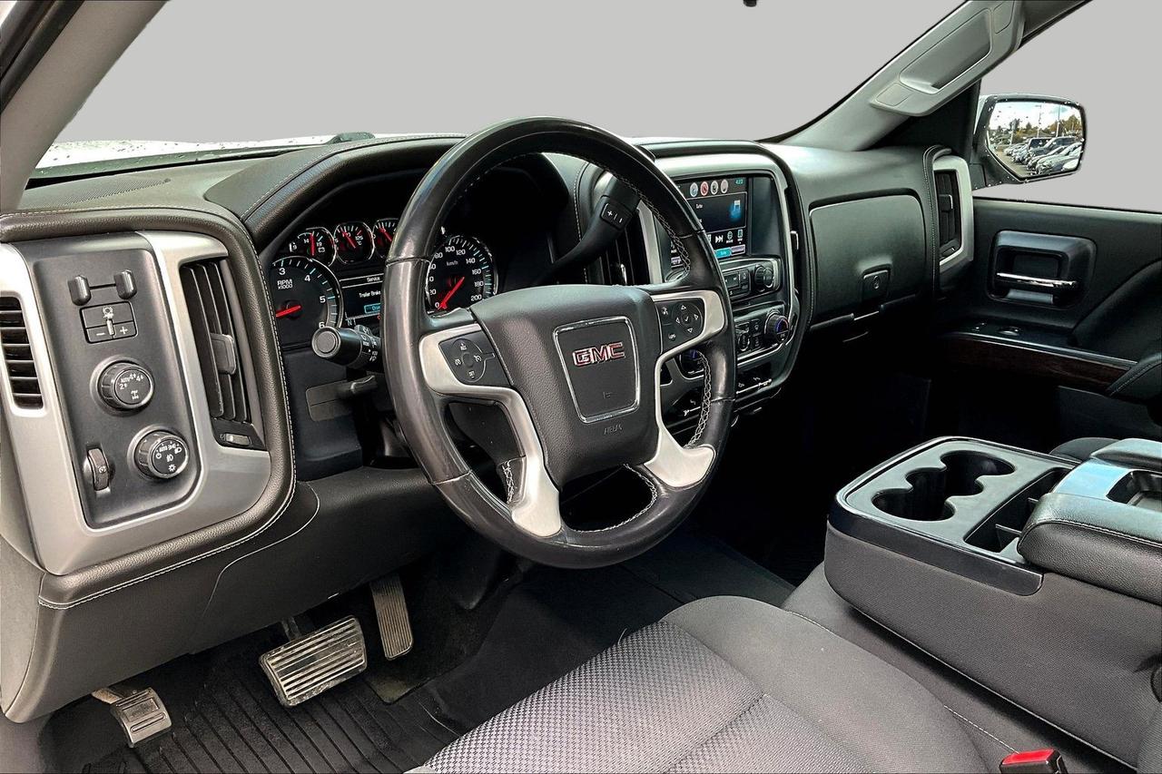 2018 GMC Sierra 1500 SLE Photo