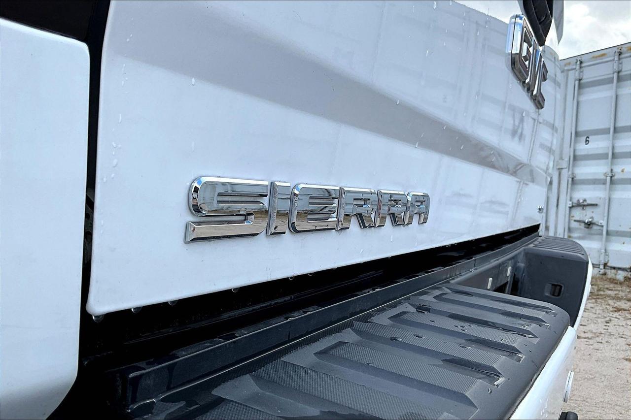 2018 GMC Sierra 1500 SLE Photo