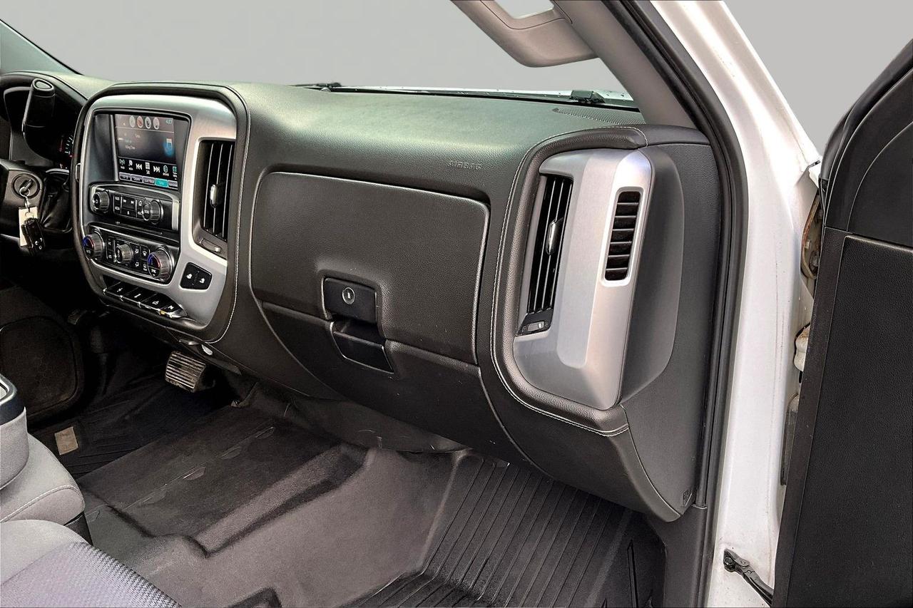 2018 GMC Sierra 1500 SLE Photo