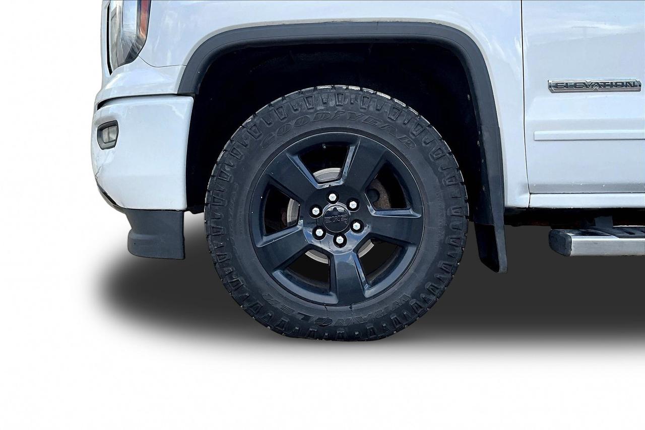 2018 GMC Sierra 1500 SLE Photo