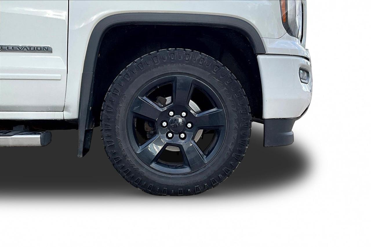 2018 GMC Sierra 1500 SLE Photo