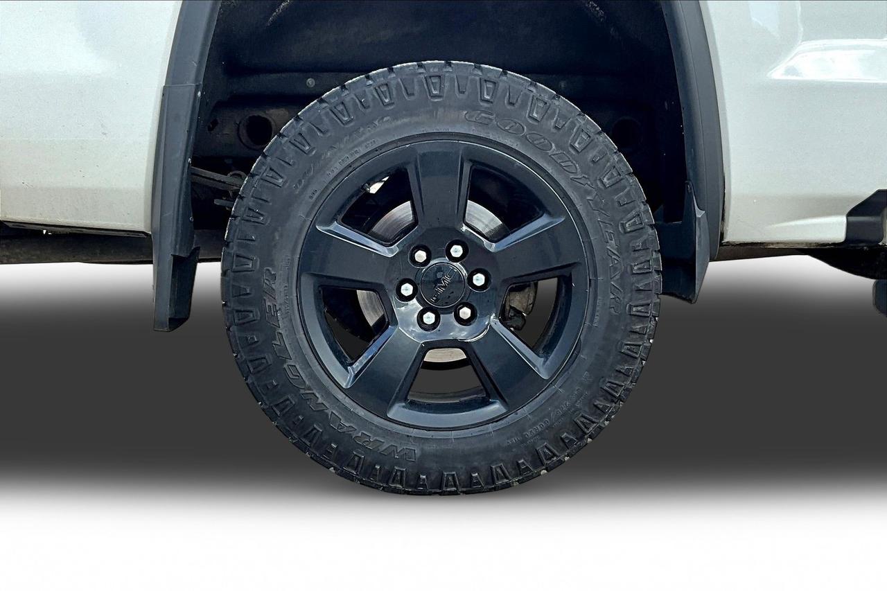 2018 GMC Sierra 1500 SLE Photo