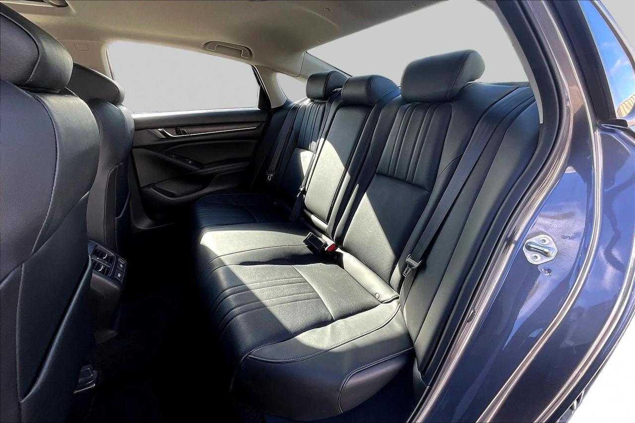 2022 Honda Accord Sedan Touring 2.0 | Remote Start | Heated Seats Photo