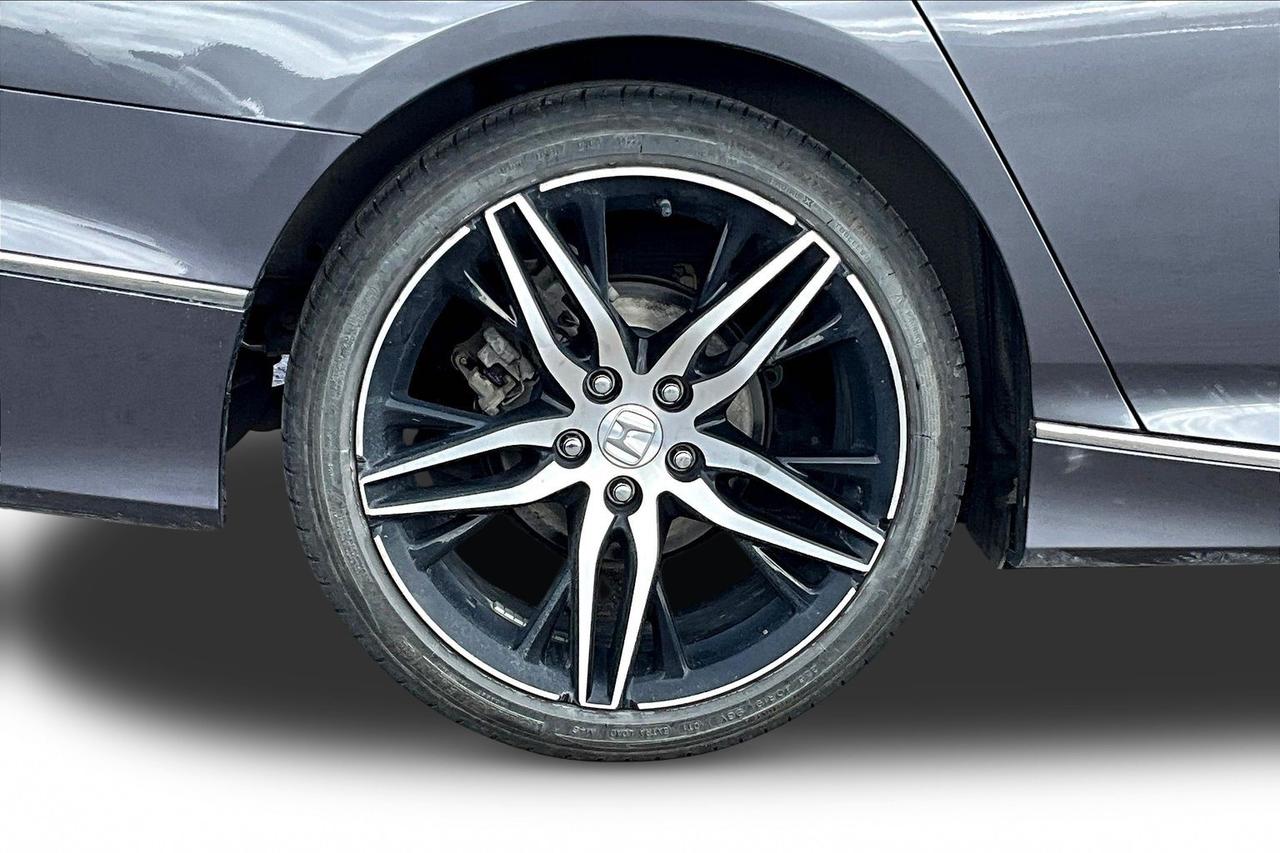 2022 Honda Accord Sedan Touring 2.0 | Remote Start | Heated Seats Photo