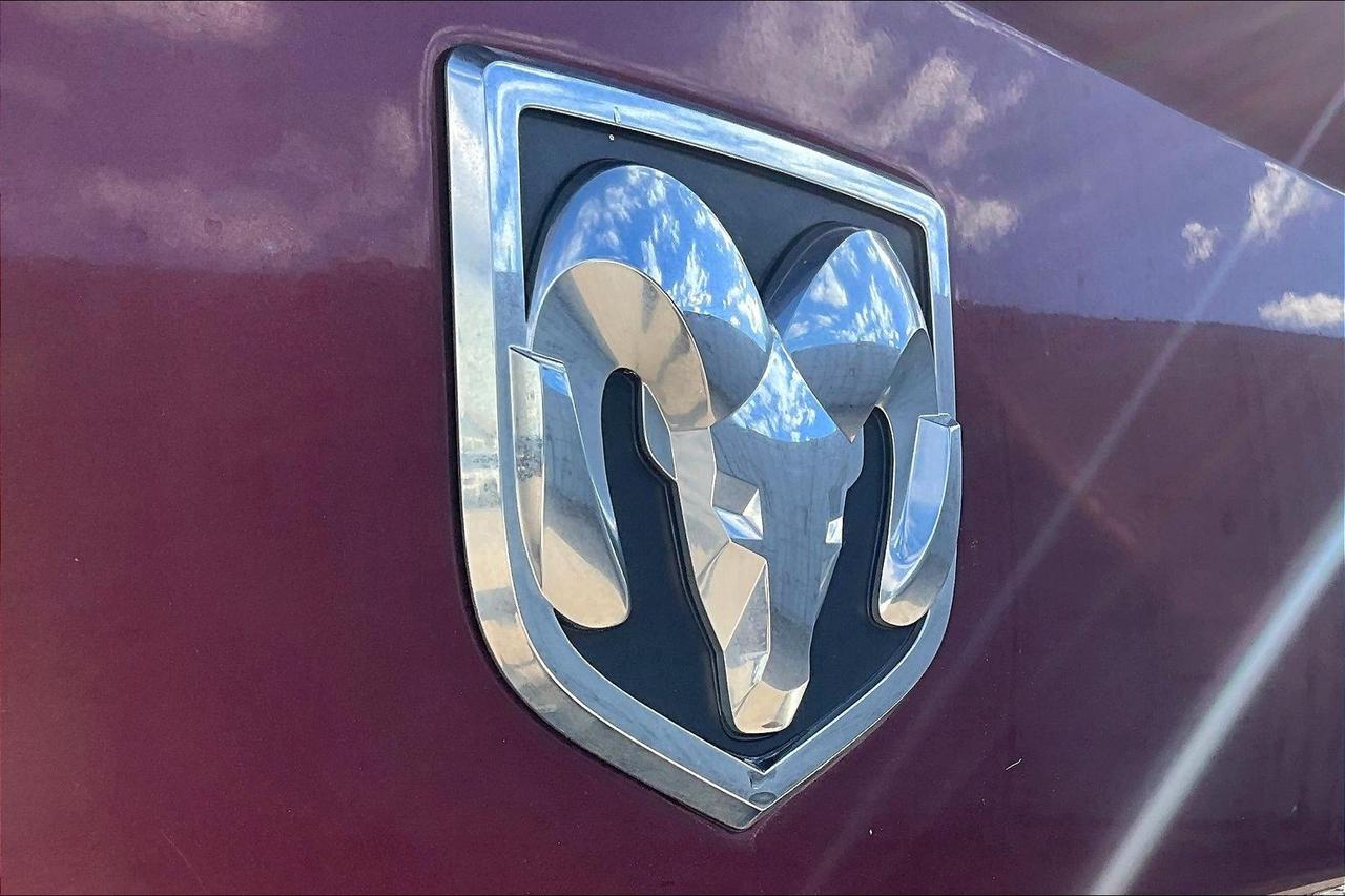 2017 RAM 1500 Express | Alloys |4x4 || New Brakes Photo