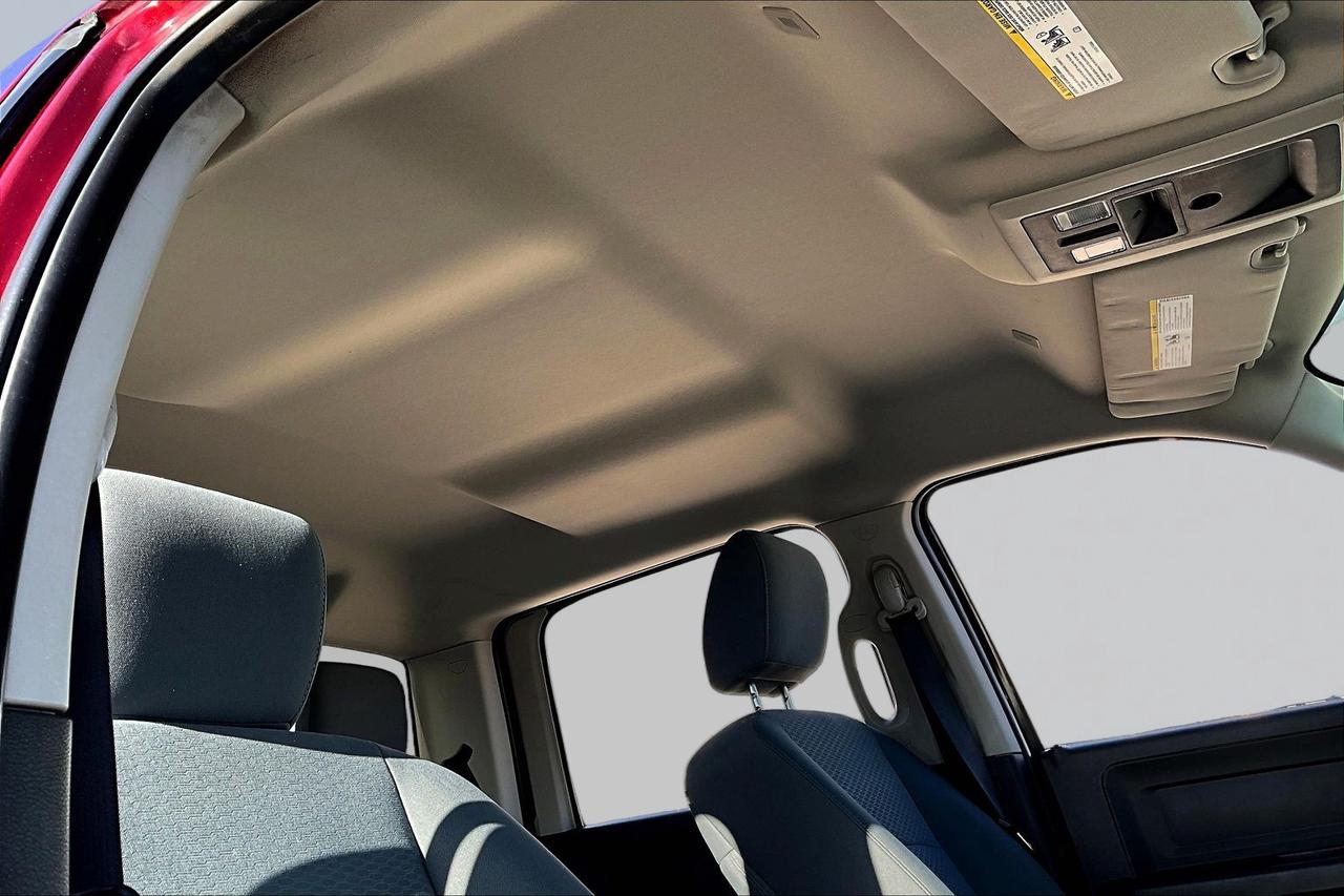 2017 RAM 1500 Express | Alloys |4x4 || New Brakes Photo