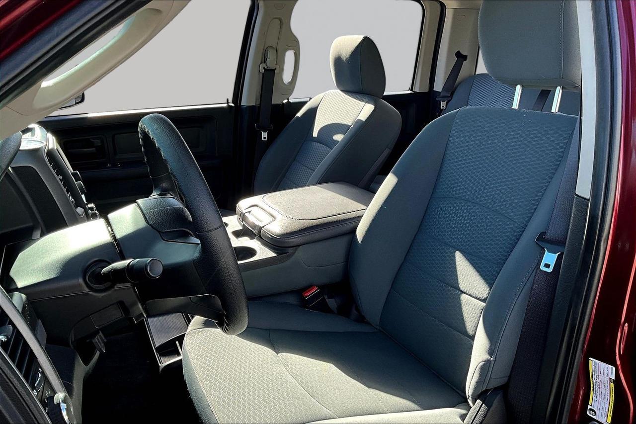 2017 RAM 1500 Express | Alloys |4x4 || New Brakes Photo