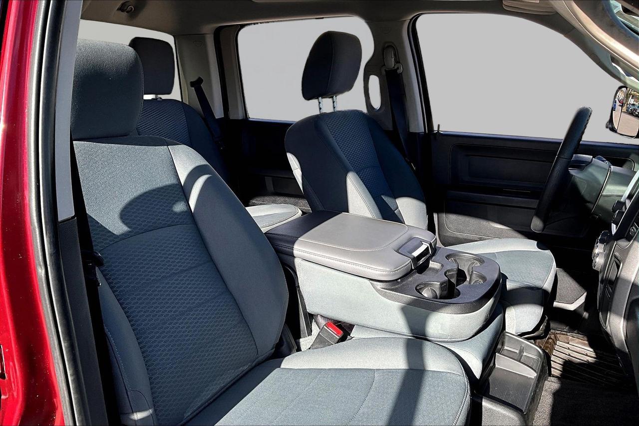 2017 RAM 1500 Express | Alloys |4x4 || New Brakes Photo