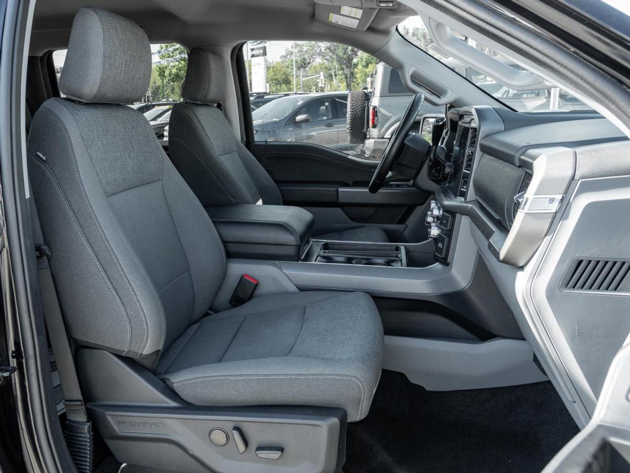 2024 Ford F-150 XLT Photo