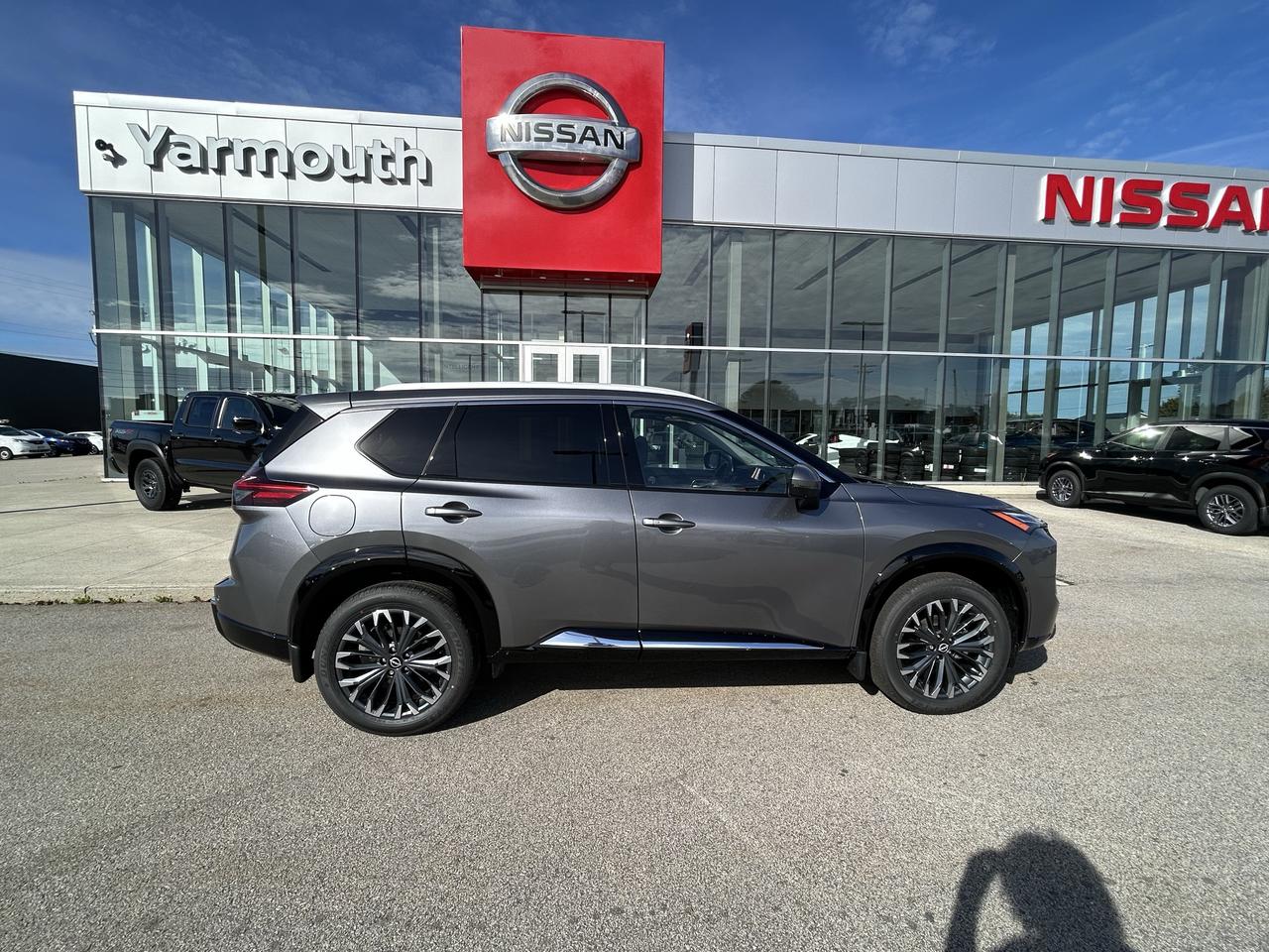 2026 Nissan ROGUE PLATINUM  Photo