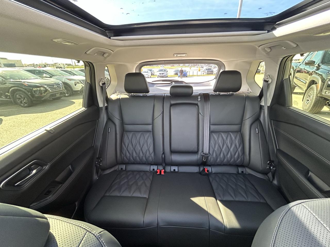 2026 Nissan ROGUE PLATINUM  Photo
