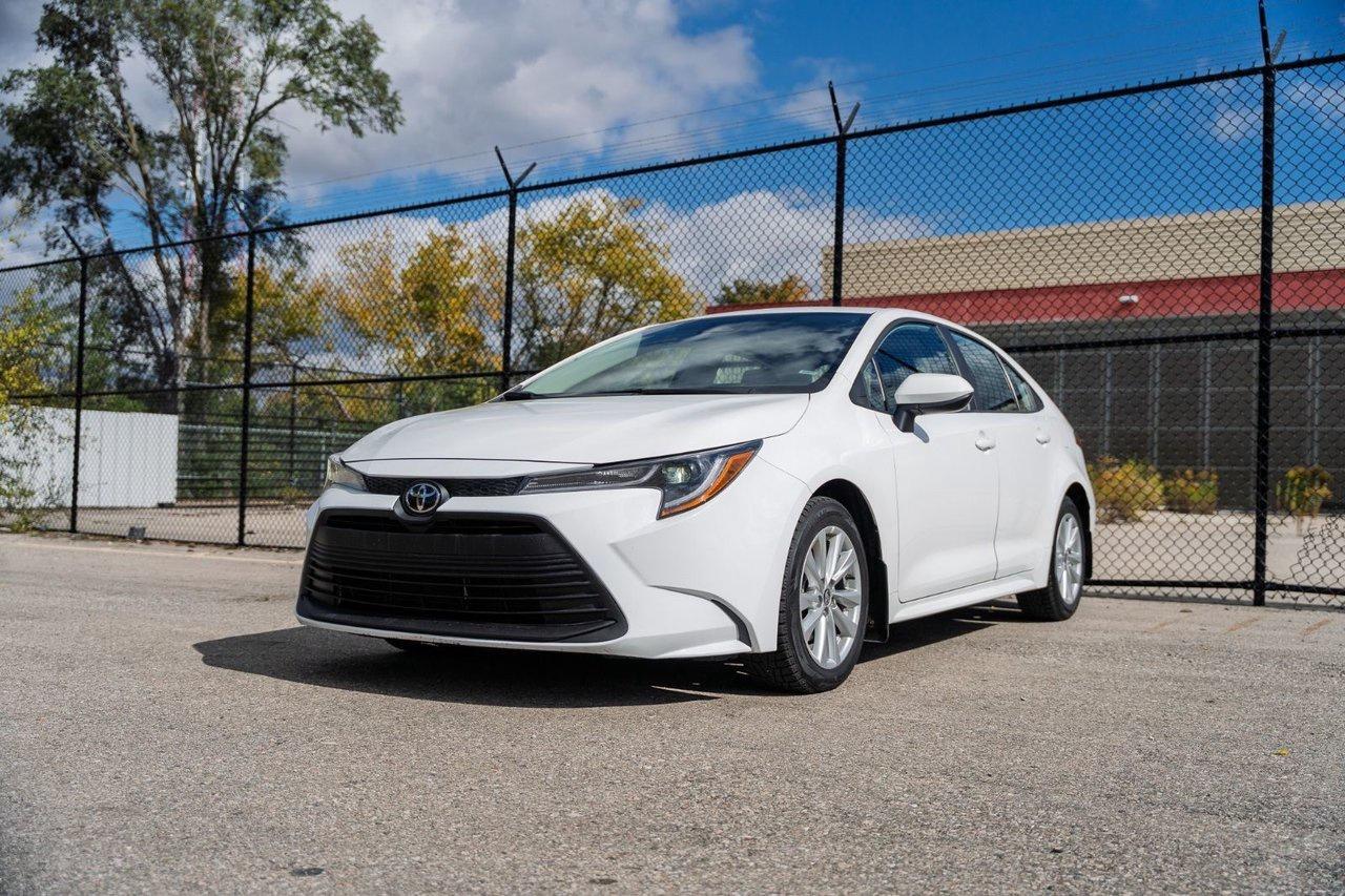 2025 Toyota Corolla LE UPGRADE Photo