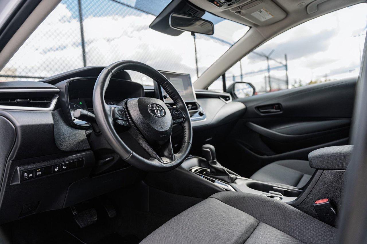 2025 Toyota Corolla LE UPGRADE Photo
