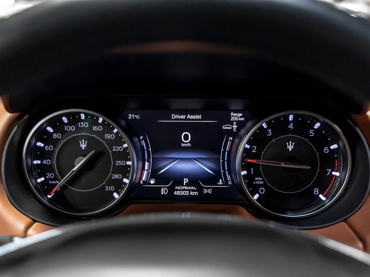 2021 Maserati Levante GranLusso|Luxury Package|Zegna Interior Photo
